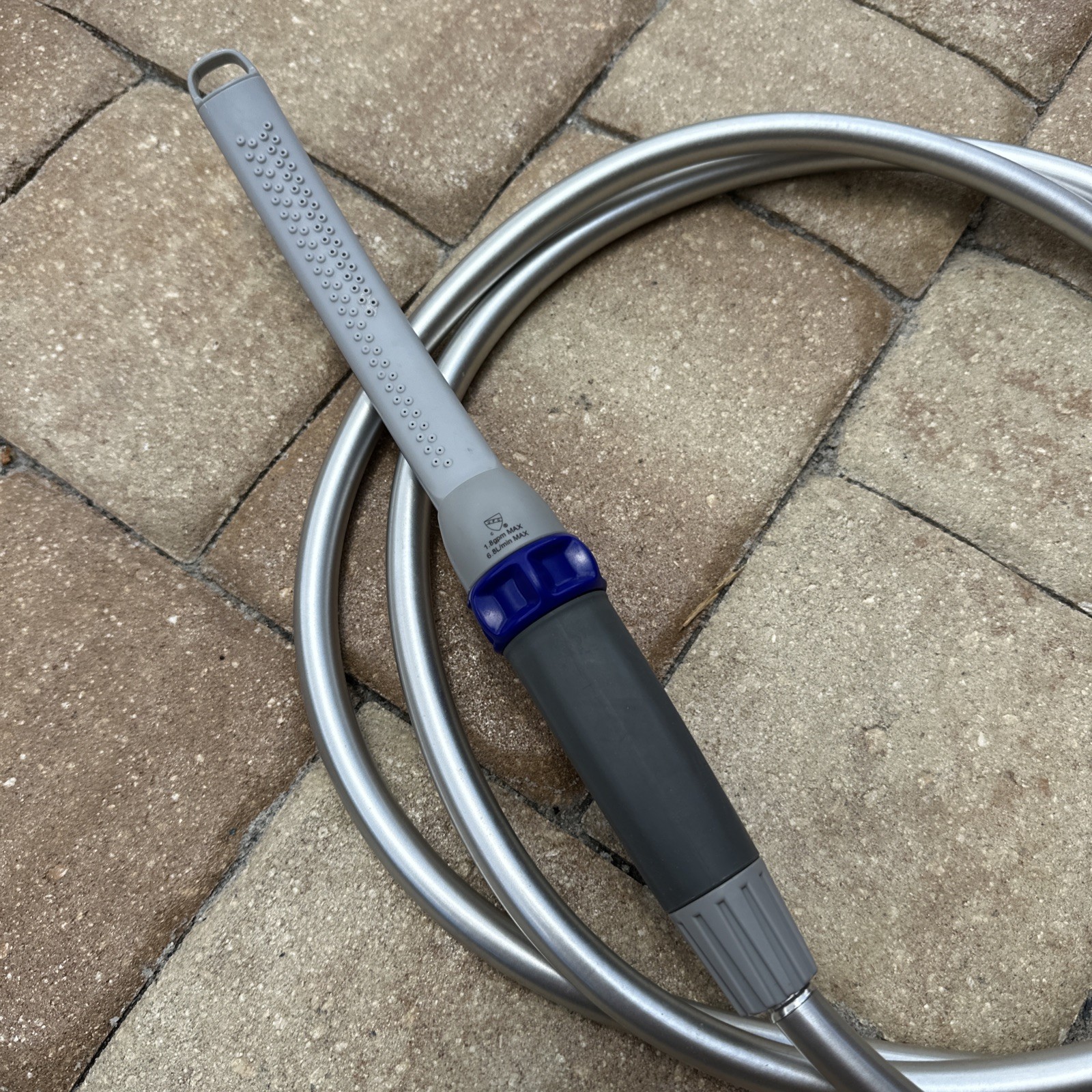 Waterpik Wand Pro PPR-252 Series Gray Silver Portable Pet Shower