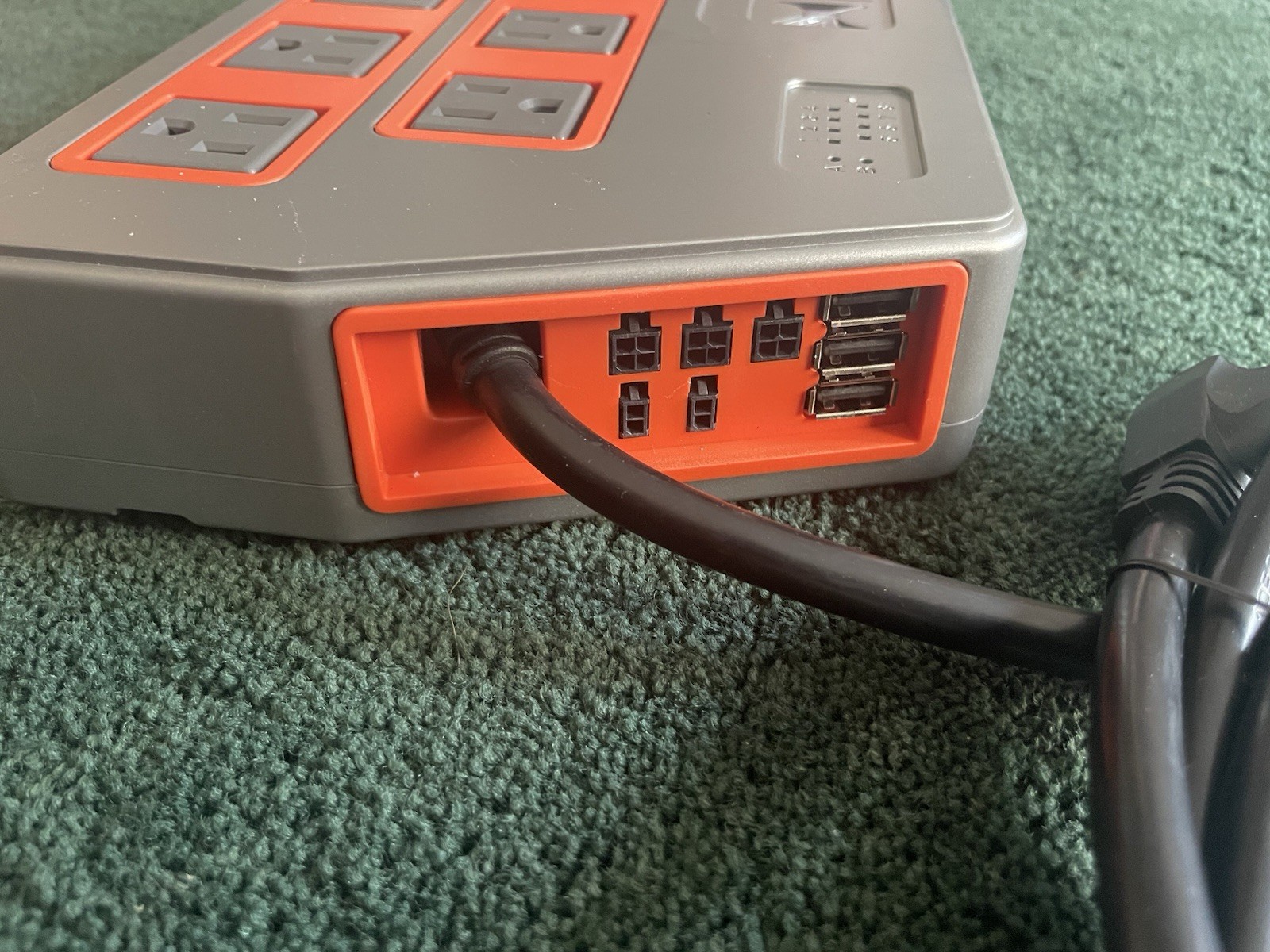 Energy Bar 832 Power Strip 8-Outlet w/ USB