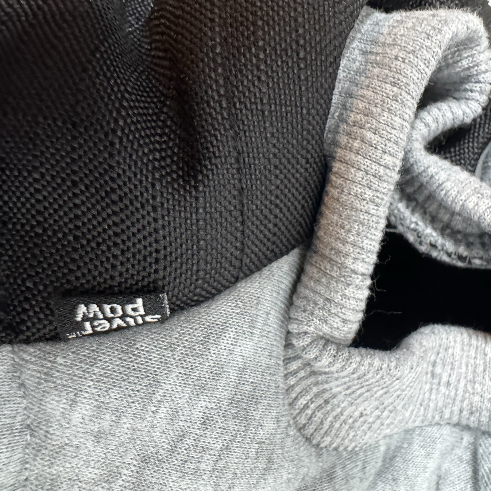 Silver Paw M Gray Black Dog Coat Jacket Hoodie D-Ring Leash Attachment