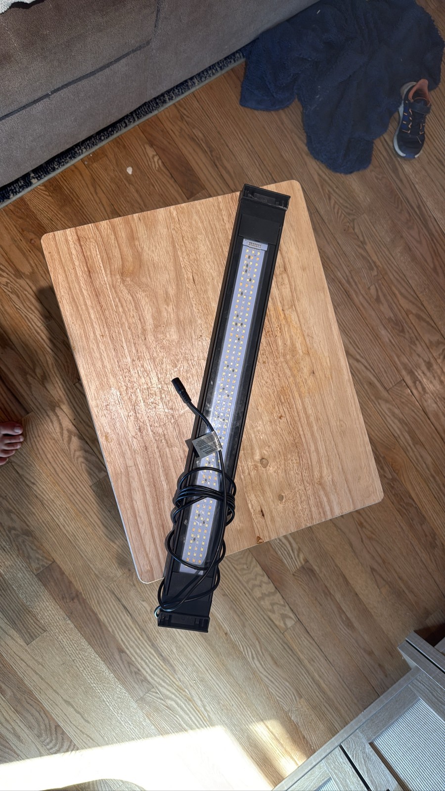 Fluval AquaSky 3.0 LED Aquarium Light – 24 in. Model 14521