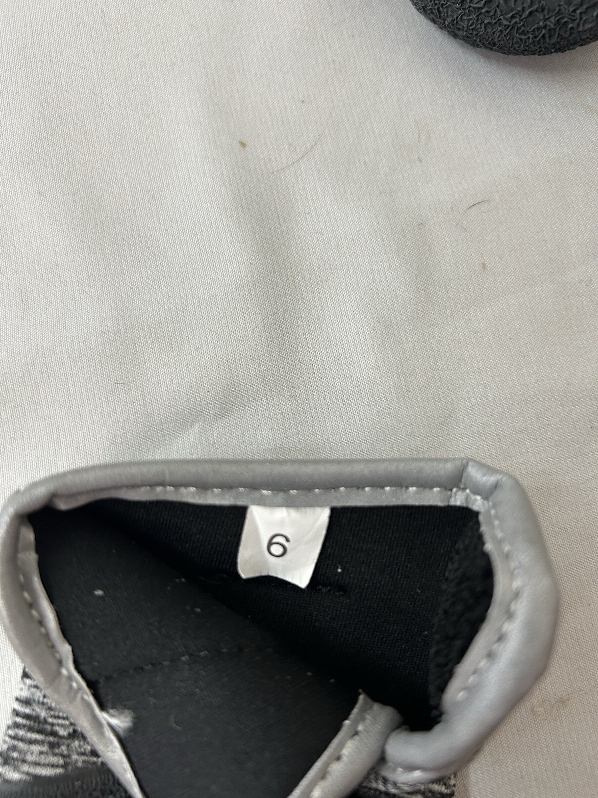 SlowTon Dog Shoes Large Size 6, Paw Width 2.41-2.56 inches, Weight 52-70 pounds