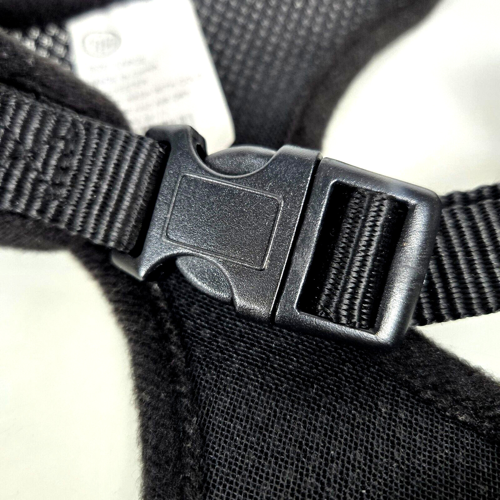 Four Paws Comfort Control Dog Mesh Harness No Tug Black Breathable Fit 11-18 lbs