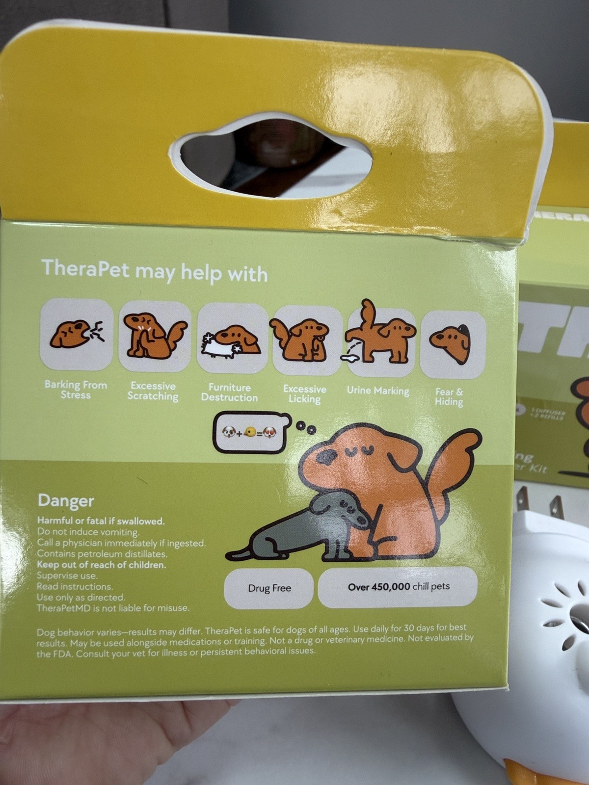 New Therapet Dog Calming Diffuser Kit 2 Diffuser 4 Refills- anxious stressed dog