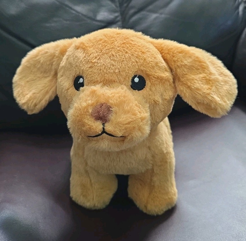 Giftable World 9″ Labrador/Retriever Dog Toy w/Squeaker Crinkle Ears, Beige, New
