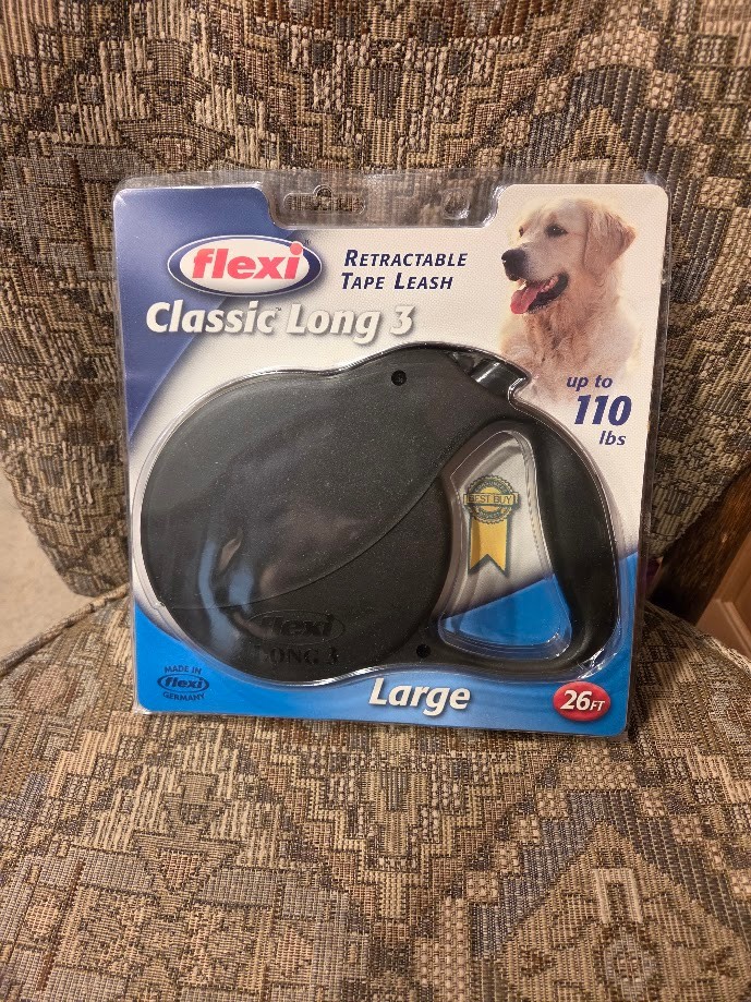 FLEXI CLASSIC LONG 3 RETRACTABLE TAPE LEASH LARGE 26 FT UP TO 110 LBS BRAND NEW