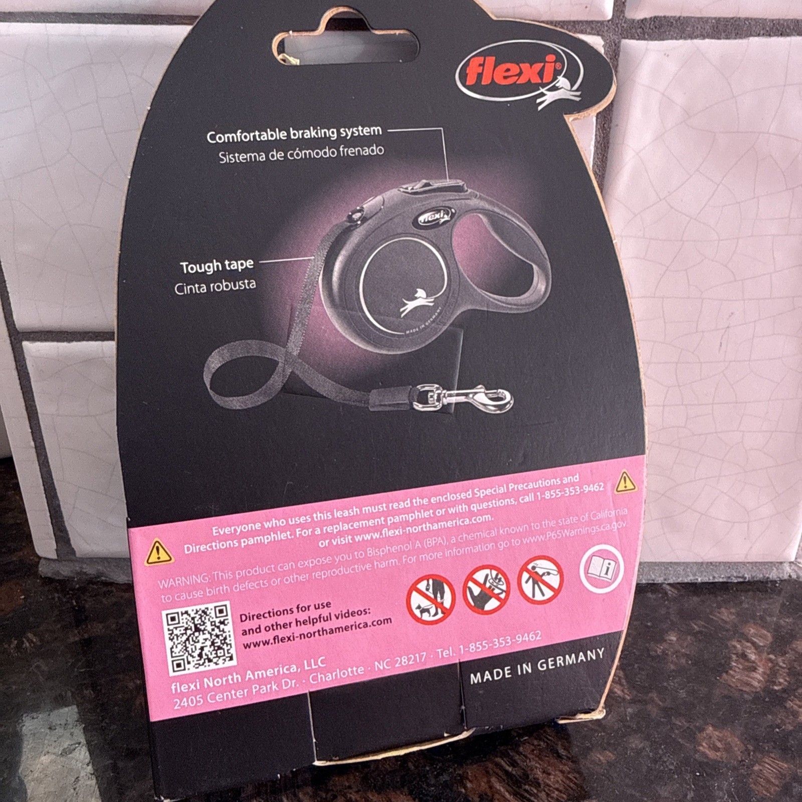 Flexi New Classic Retractable Tape Dog Leash X-Small 10-Foot Black 26-lb. Dogs