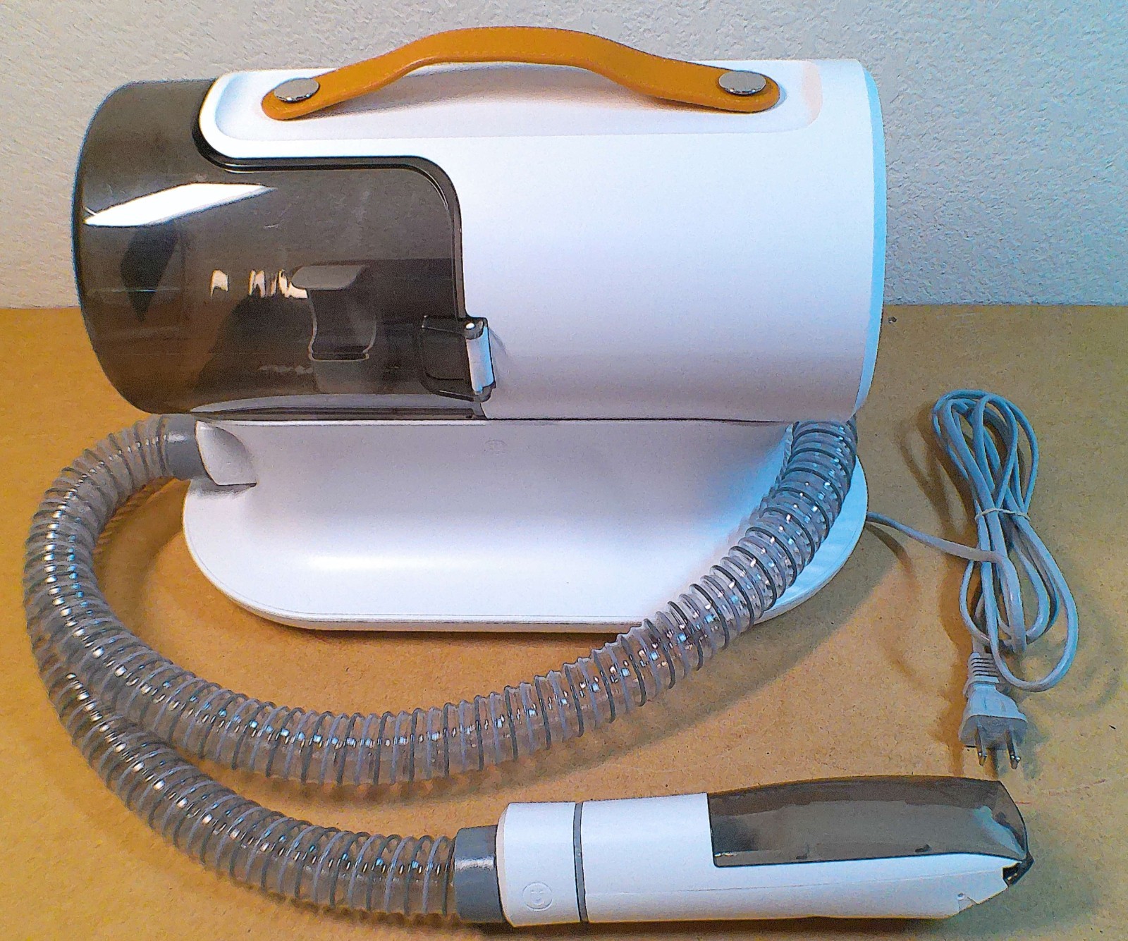 AIRROBO Pet Grooming Vacuum with Attachments Set
