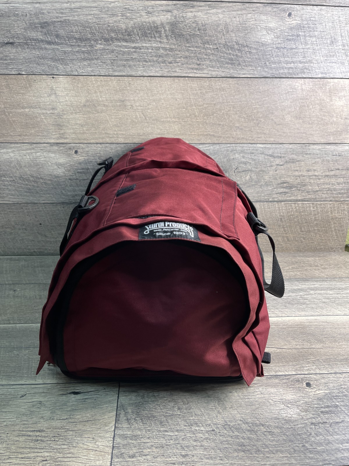 Sturdi Product Carrier Bag Burgundy Unisex Zip Outer Pocket Double Handle Travel