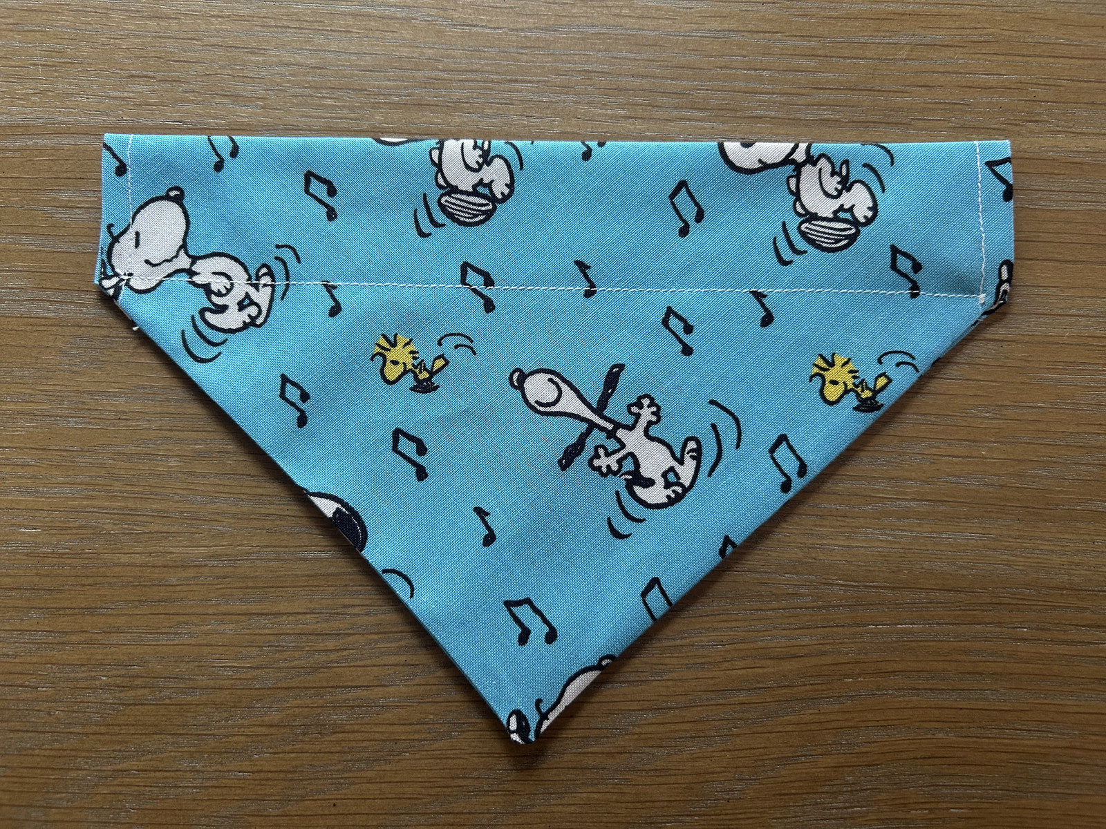 Over Collar Slide On Pet Dog&Cat Bandana Scarf (S/M/L) SNOOPY – New