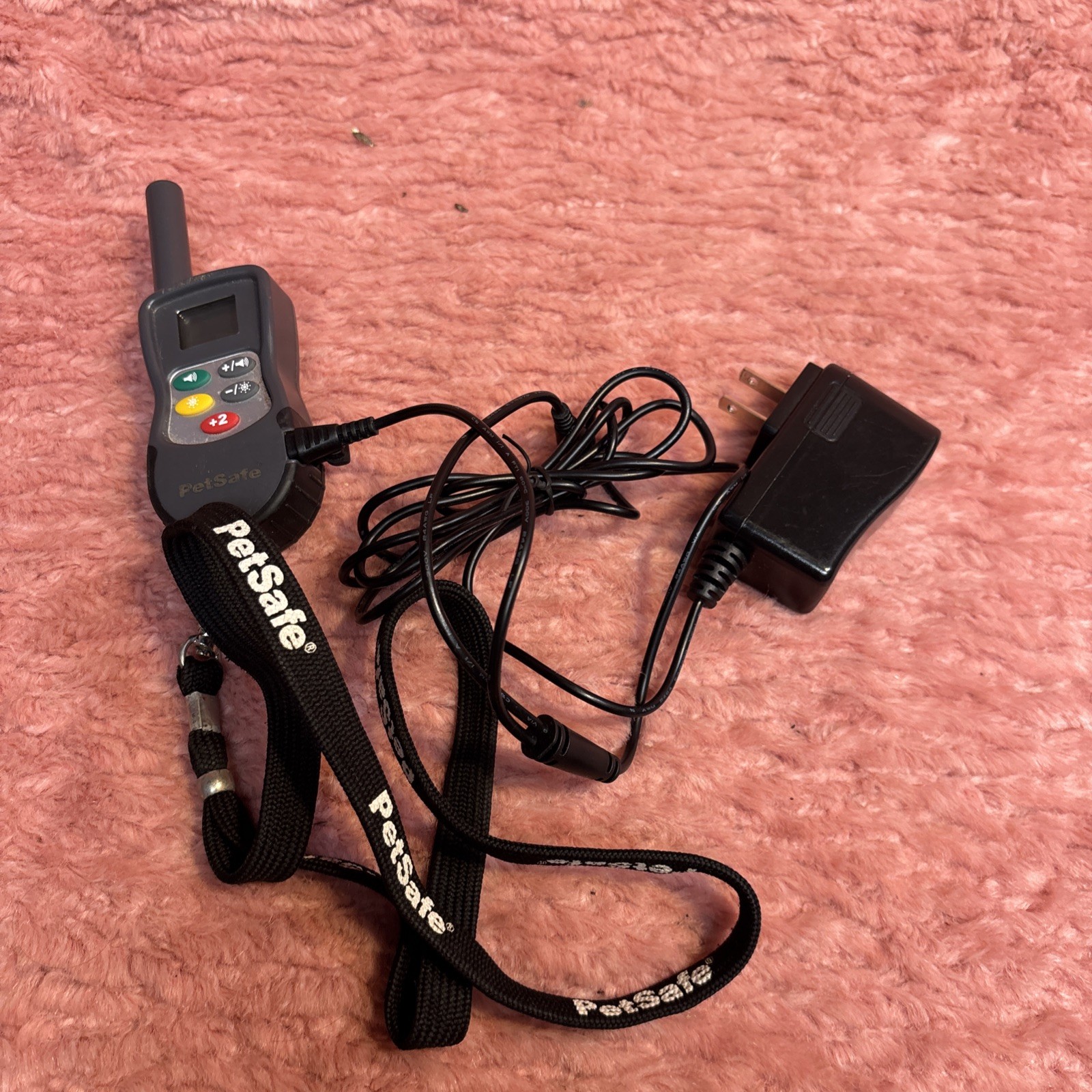 PetSafe Remote Transmitter Model RFA-525 With Charger *Tested