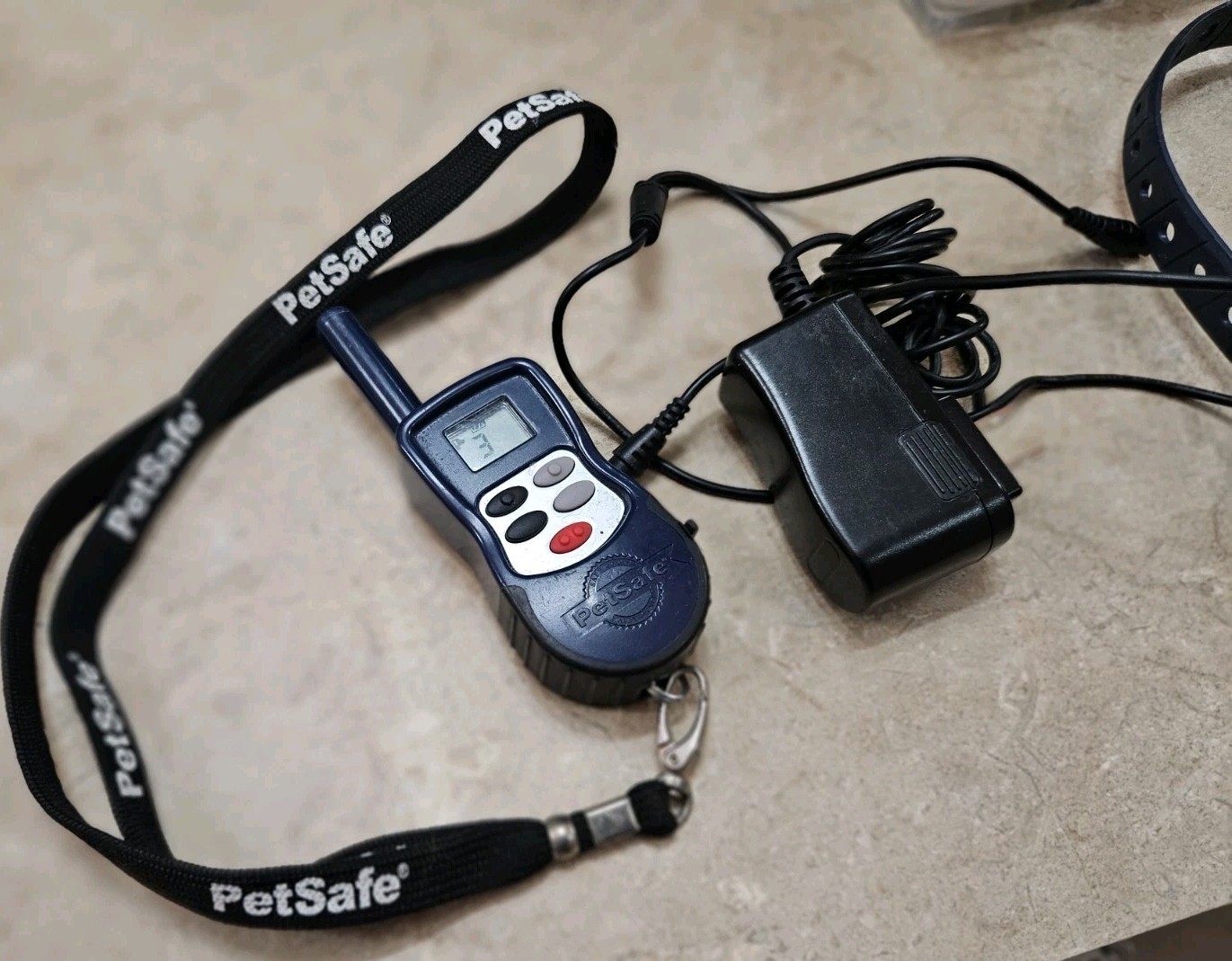 PetSafe 1000 For PDT-100 RFA-527 Collar With Remote & Charger Working Condition