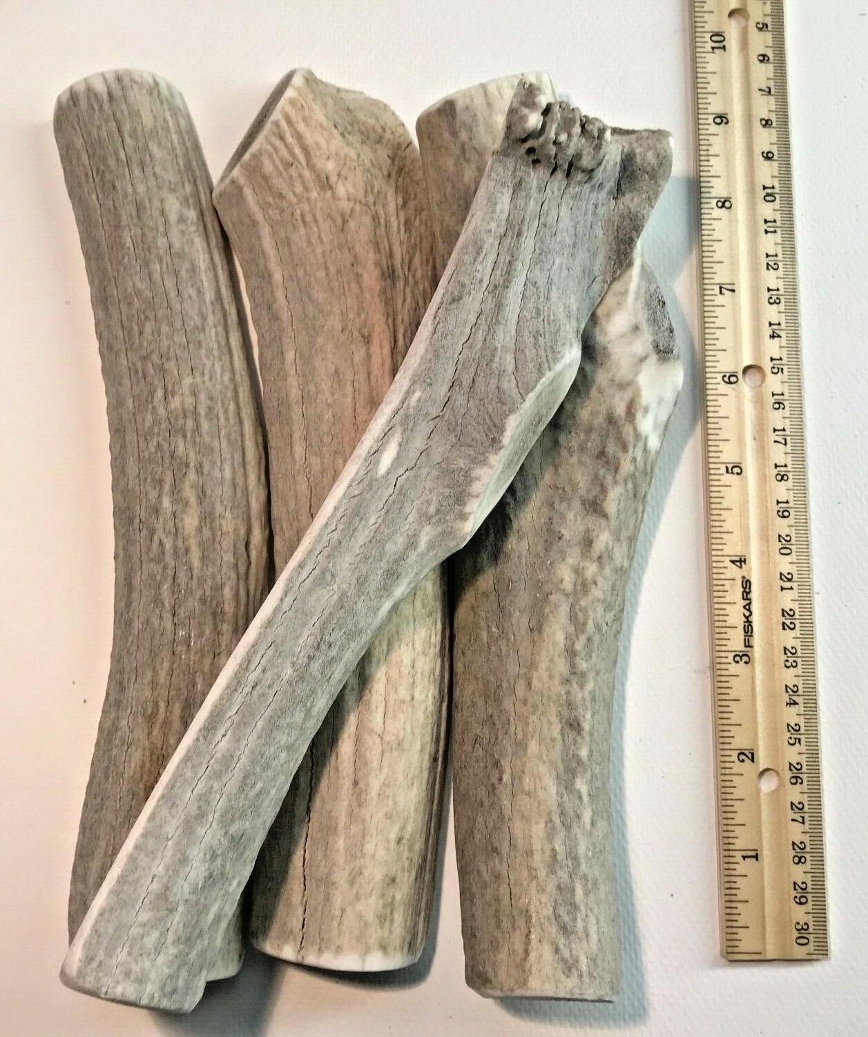 BEST VALUE! 2 POUNDS of Seasoned Elk/Deer Split Antler Dog Chews – XL and JUMBO
