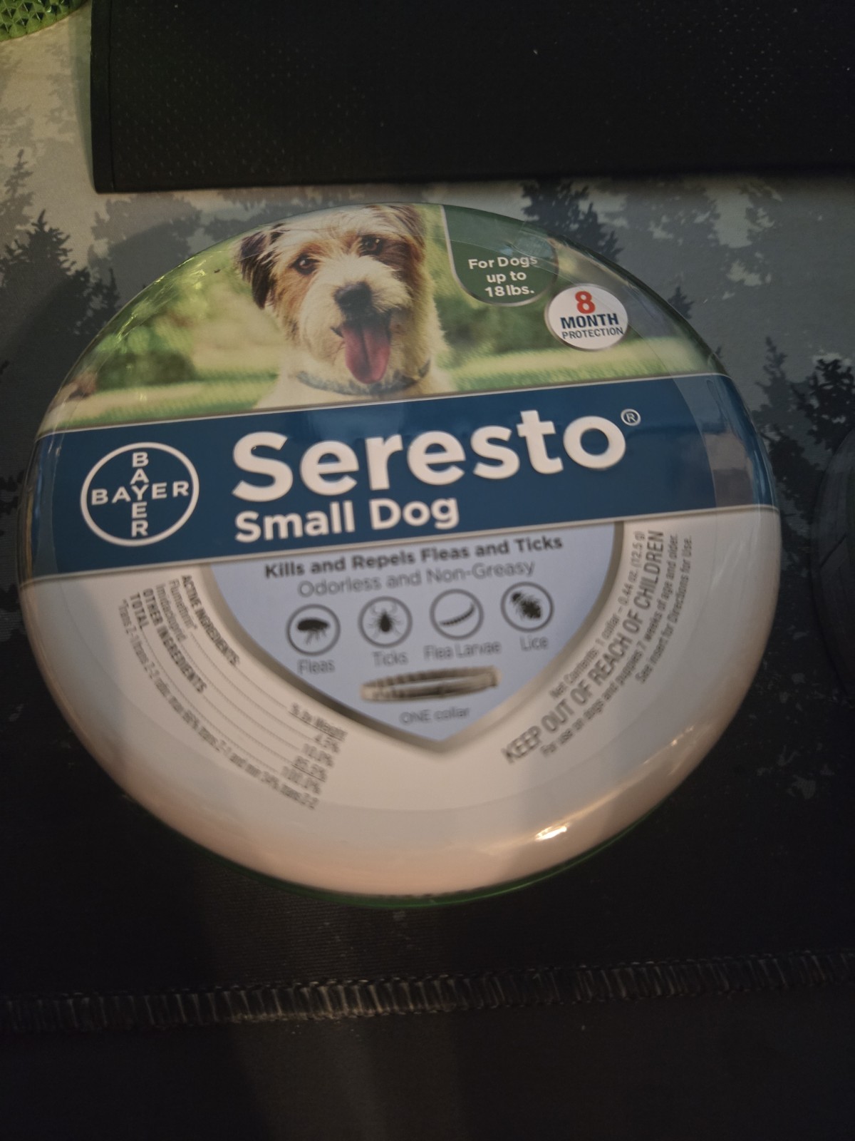 Seresto Flea & Tick Collar SMALL DOGS UP TO 18 lbs – 8 Month Protection