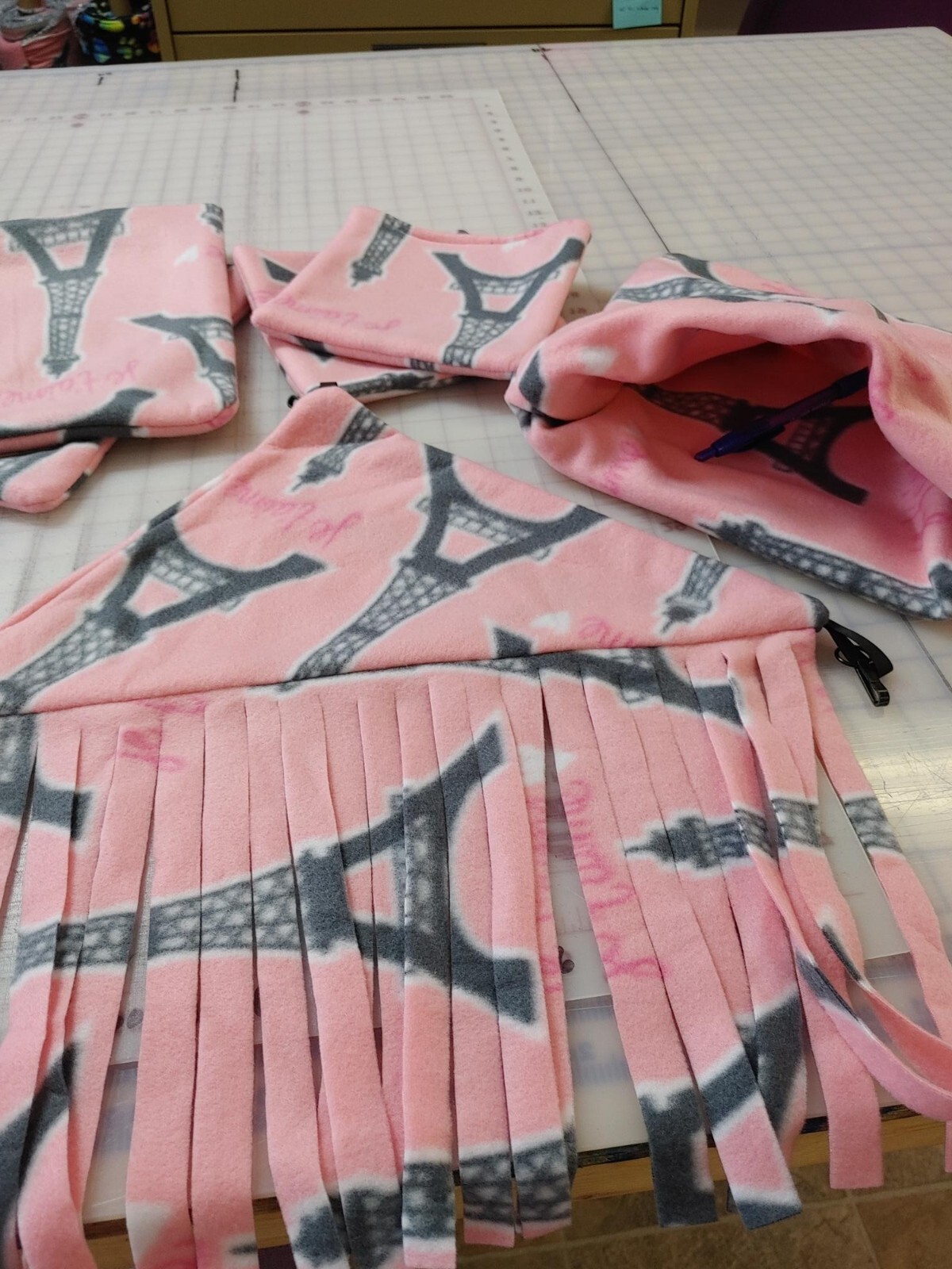 Fleece Cage Liners -Accessories, Beds, Corner Hidey, Tunnels, sacks, Eifel Tower