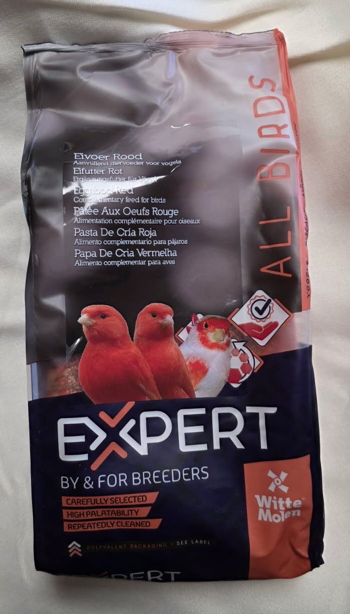 2 – 1 KG (2.2LBS EACH BAG) EXPERT RED – MOIST RED EGG FOOD #1KGEXPERTRED X2